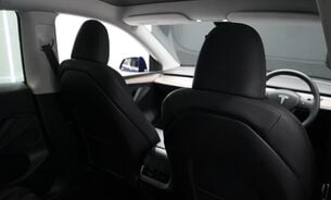 Tesla Model Y Long Range Deep Blue Metallic One Owner Premium Sound Panoramic Roof VAT Q 16