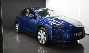 Tesla Model Y Long Range Deep Blue Metallic One Owner Premium Sound Panoramic Roof VAT Q 7