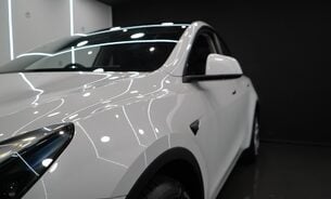 Tesla Model Y Long Range One Owner Very Clean Premium Sound Black Interior Pano Roof 19