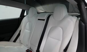 Tesla Model 3 PERFORMANCE WHITE INTERIOR ENHANCED AUTOPILOT 19" RAZOR ALLOYS VERY CLEAN! 19