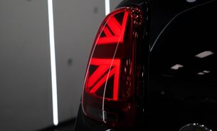 Mini Hatch Cooper S LEVEL 3 Pano Sunroof, Head Up Display, Rev Camera, Harmon Kardon 14