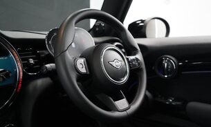 Mini Hatch Cooper S LEVEL 3 Pano Sunroof, Head Up Display, Rev Camera, Harmon Kardon 38