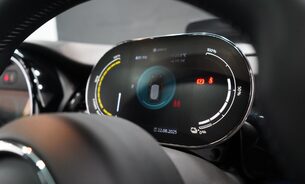 Mini Hatch Cooper S LEVEL 3 Pano Sunroof, Head Up Display, Rev Camera, Harmon Kardon 23