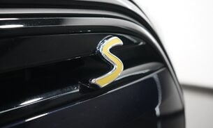 Mini Hatch Cooper S LEVEL 3 Pano Sunroof, Head Up Display, Rev Camera, Harmon Kardon 17