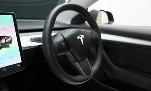 Tesla Model 3 Long Range White Interior Midnight Silver Heat Pump Pano Roof One Owner 20