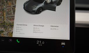 Tesla Model 3 Long Range White Interior Midnight Silver Heat Pump Pano Roof One Owner 18
