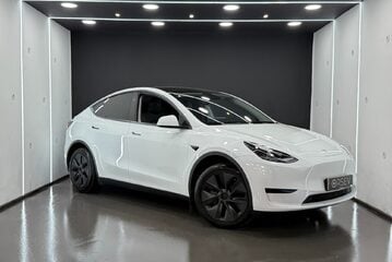 Tesla Model Y RWD Later Comfort Suspension Last of the low tax One Owner VAT Qualifying