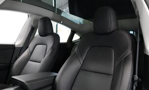 Tesla Model Y RWD Later Comfort Suspension Last of the low tax One Owner VAT Qualifying 18