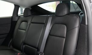 Tesla Model Y RWD Later Comfort Suspension Last of the low tax One Owner VAT Qualifying 16