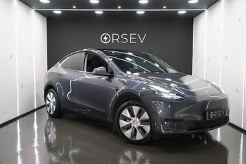Tesla Model Y LONG RANGE Midnight Silver Owner Premium Sound Panoramic Roof VAT Q