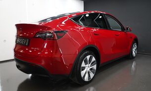 Tesla Model Y Long Range Brand New Rear Tyres! Multi-coat Red One Owner VAT Q 6