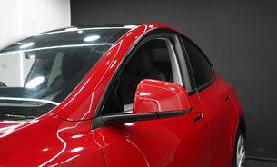 Tesla Model Y Long Range Brand New Rear Tyres! Multi-coat Red One Owner VAT Q 17