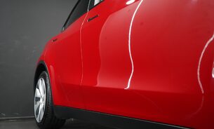 Tesla Model Y Long Range Brand New Rear Tyres! Multi-coat Red One Owner VAT Q 15