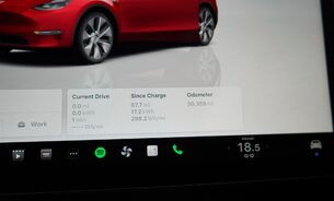 Tesla Model Y Long Range Brand New Rear Tyres! Multi-coat Red One Owner VAT Q 31