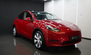 Tesla Model Y Long Range Brand New Rear Tyres! Multi-coat Red One Owner VAT Q 13