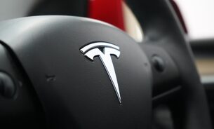 Tesla Model Y Long Range Brand New Rear Tyres! Multi-coat Red One Owner VAT Q 34