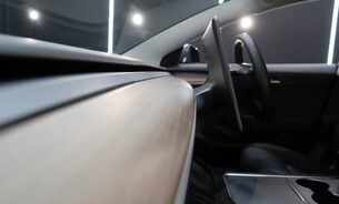Tesla Model 3 Long Range Enhanced Autopilot Midnight Silver Metallic Heat Pump One Owner  5