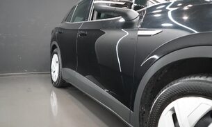 Volkswagen Id.4 Life One Owner Full Service History Adaptive Cruise Rev Camera VAT Qually 7