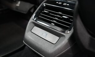 Volkswagen Id.4 Life One Owner Full Service History Adaptive Cruise Rev Camera VAT Qually 26