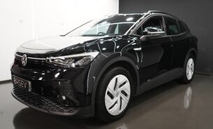 Volkswagen Id.4 Life One Owner Full Service History Adaptive Cruise Rev Camera VAT Qually 11