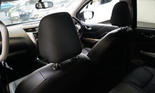 Nissan Navara DCI TEKNA SHR DCB Full Service History Just Serviced with new MOT VAT Q 28