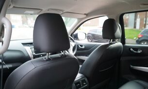 Nissan Navara DCI TEKNA SHR DCB Full Service History Just Serviced VAT Qualifying 17