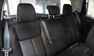 Nissan Navara DCI TEKNA SHR DCB Full Service History Just Serviced with new MOT VAT Q 25