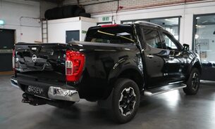 Nissan Navara DCI TEKNA SHR DCB Full Service History Just Serviced with new MOT VAT Q 11