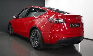 Tesla Model Y Long Range White Interior Red Multi Coat 19" Uberturbine Style Alloys  7