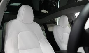 Tesla Model Y Long Range White Interior Red Multi Coat 19" Uberturbine Style Alloys  25
