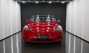 Tesla Model Y Long Range White Interior Red Multi Coat 19" Uberturbine Style Alloys  4