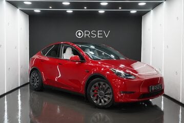 Tesla Model Y Long Range White Interior Red Multi Coat 19" Uberturbine Style Alloys 