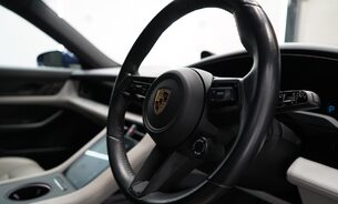 Porsche Taycan SPORT TURISMO PPF InnoDrive HUD Bose Pano Roof Matrix LEDs 37k of Extras! 4
