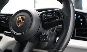 Porsche Taycan SPORT TURISMO PPF InnoDrive HUD Bose Pano Roof Matrix LEDs 37k of Extras! 23