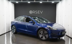 Tesla Model 3 Long Range Low Mileage! Heat Pump Heated Steering Wheel Pano Roof  1