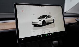Tesla Model 3 Performance Ryzen Chip 20" Uberturbine Wheels Heated Seats & Steering Wheel 24