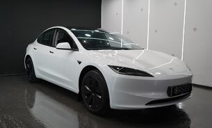 Tesla Model 3 RWD "Highland" Superb Range Vented Seats Adaptive LEDs  One Owner VAT Q 6