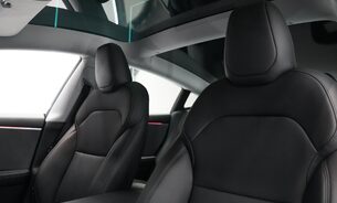 Tesla Model 3 RWD "Highland" Superb Range Vented Seats Adaptive LEDs  One Owner VAT Q 17