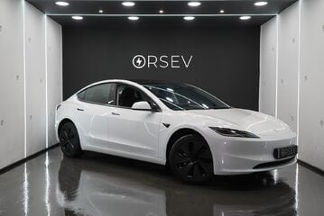 Tesla Model 3 RWD "Highland" Superb Range Vented Seats Adaptive LEDs  One Owner VAT Q