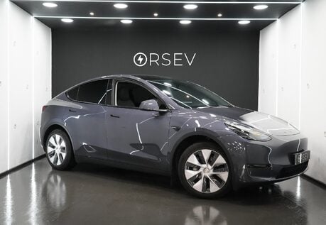 Tesla Model Y LONG RANGE AWD One Owner Midnight Silver Adaptive LEDs Pano Roof VAT Q