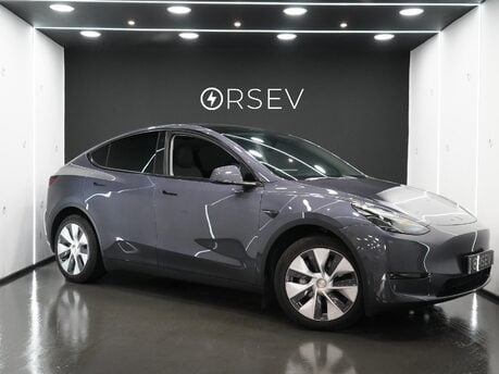 Tesla Model Y LONG RANGE AWD One Owner Midnight Silver Adaptive LEDs Pano Roof VAT Q