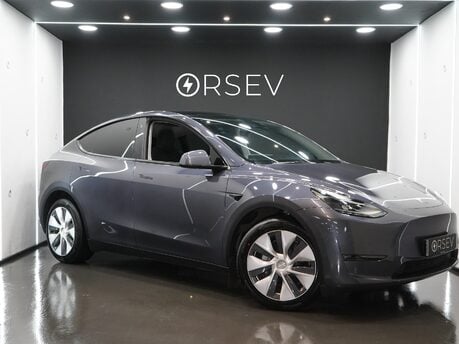 Tesla Model Y LONG RANGE AWD One Owner Midnight Silver Adaptive LEDs Pano Roof VAT Q
