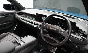 Kia EV9 GT-LINE S Service Pack 7 Seat Meridian Highway Assist V2L HUD 360 Cam++ 2