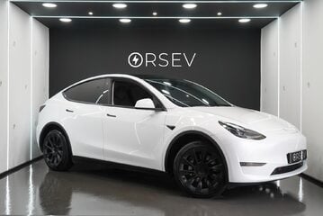 Tesla Model Y Long Range Enhanced Autopilot Auto Park and Summon 20" Induction Alloys 
