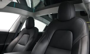 Tesla Model 3 LONG RANGE Ryzen Chip Heat Pump Panoramic Roof One Owner VAT Q 20