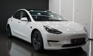 Tesla Model 3 LONG RANGE Ryzen Chip Heat Pump Panoramic Roof One Owner VAT Q 5