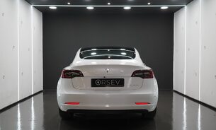 Tesla Model 3 LONG RANGE Ryzen Chip Heat Pump Panoramic Roof One Owner VAT Q 8