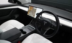 Tesla Model 3 LONG RANGE AWD White Interior Solid Black Paint One Owner VAT Qualifying 2