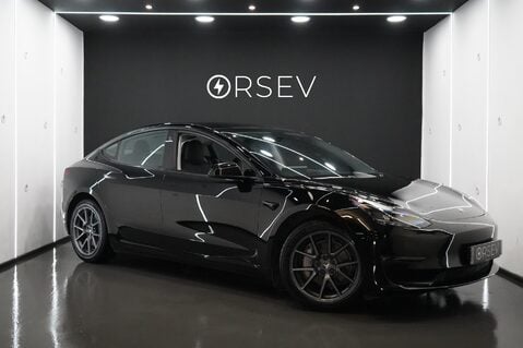 Tesla Model 3 LONG RANGE AWD Solid Black One Owner  Adaptive LEDs Pano Roof VAT Q 