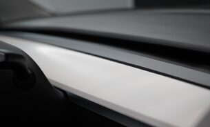 Tesla Model 3 LONG RANGE TOW BAR White Interior 19" Sport Wheels One Owner VAT Q 16